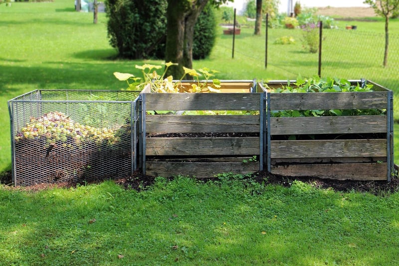 Compost bin